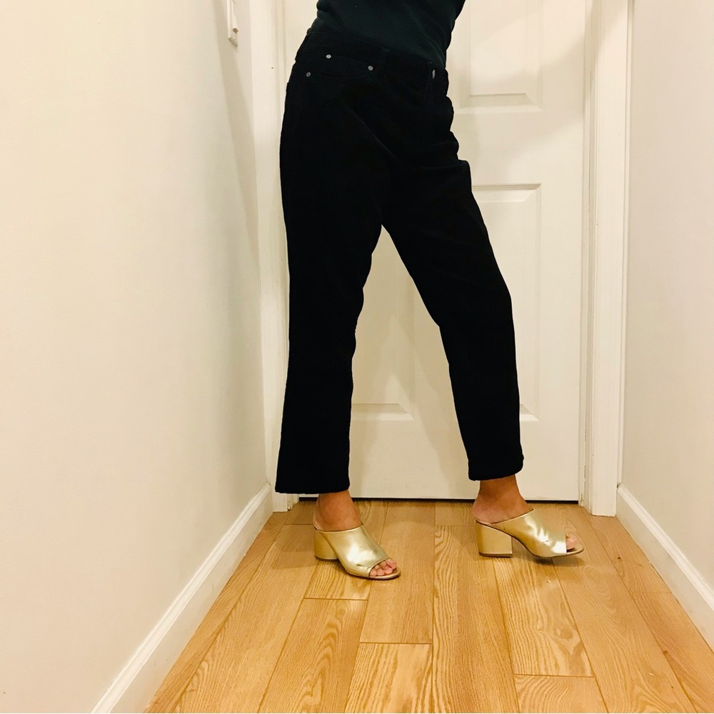 PRIVATELY SOLD!!! Talbots Heritage Petites black cropped corduroy pants. Size - Picture 3 of 10
